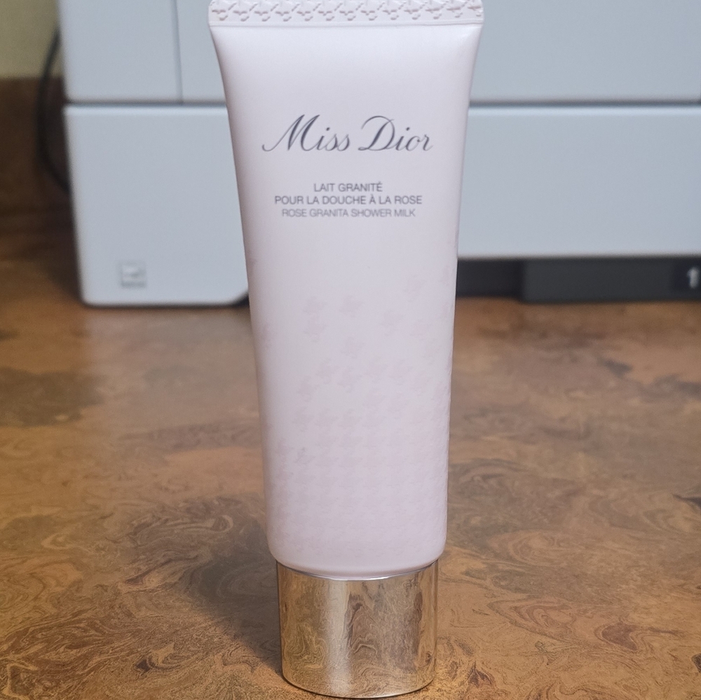Miss Dior Shower Milk